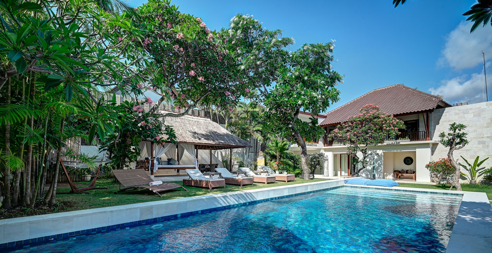 Casa Evaliza - Opulent contemporary Balinese villa