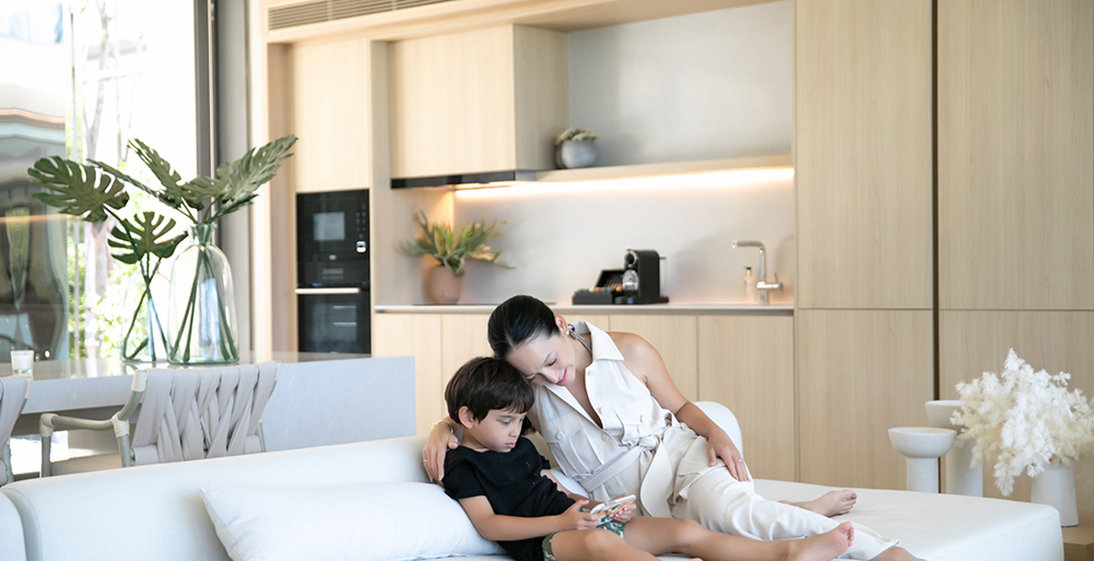 Veyla Natai Sea Villa - Family time
