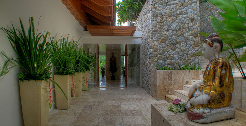 Villa Minh - Grand entrance
